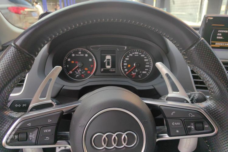 Audi Q3 2016 #13 Audi Q3 2016 car image #13