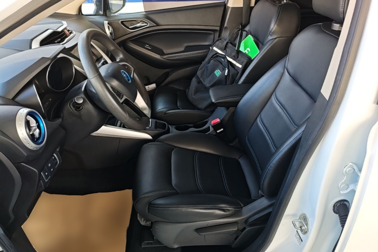 BYD Yuan New Energy 2019 car image #15