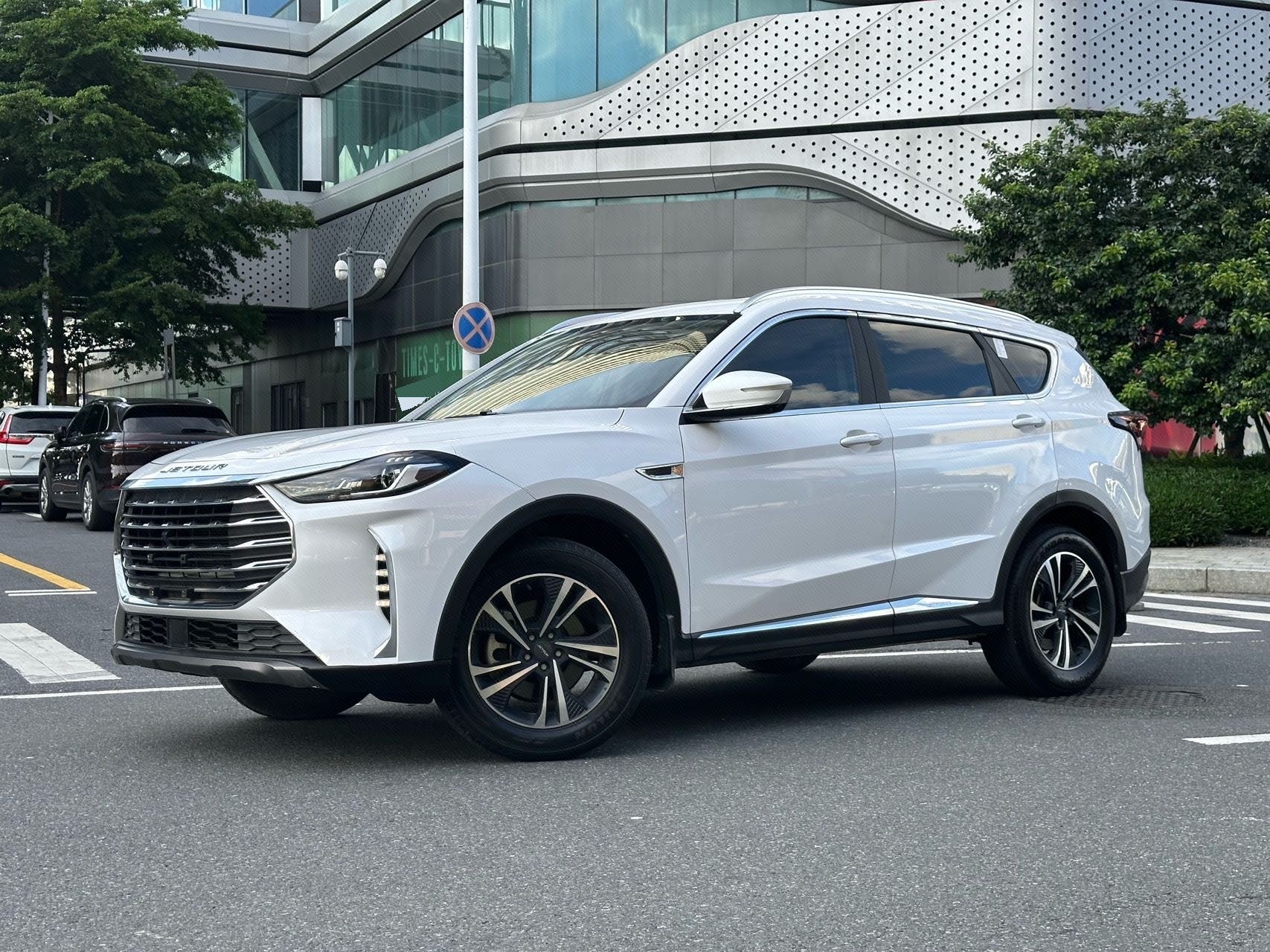 Jetour X70 PLUS 2021 Jetour X70 PLUS 2021 car image