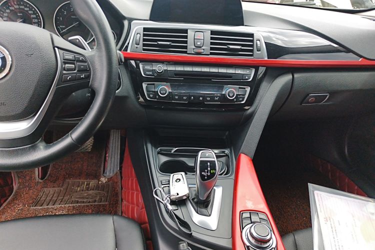 BMW 3 Series 2017 imagen de coche #13