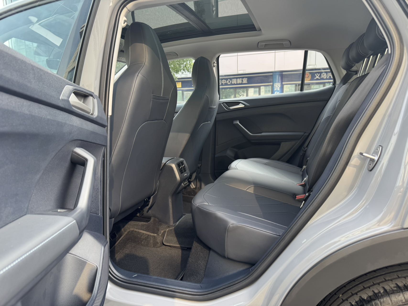Volkswagen Tharu 2025 #7 Volkswagen Tharu 2025 immagine di auto #7