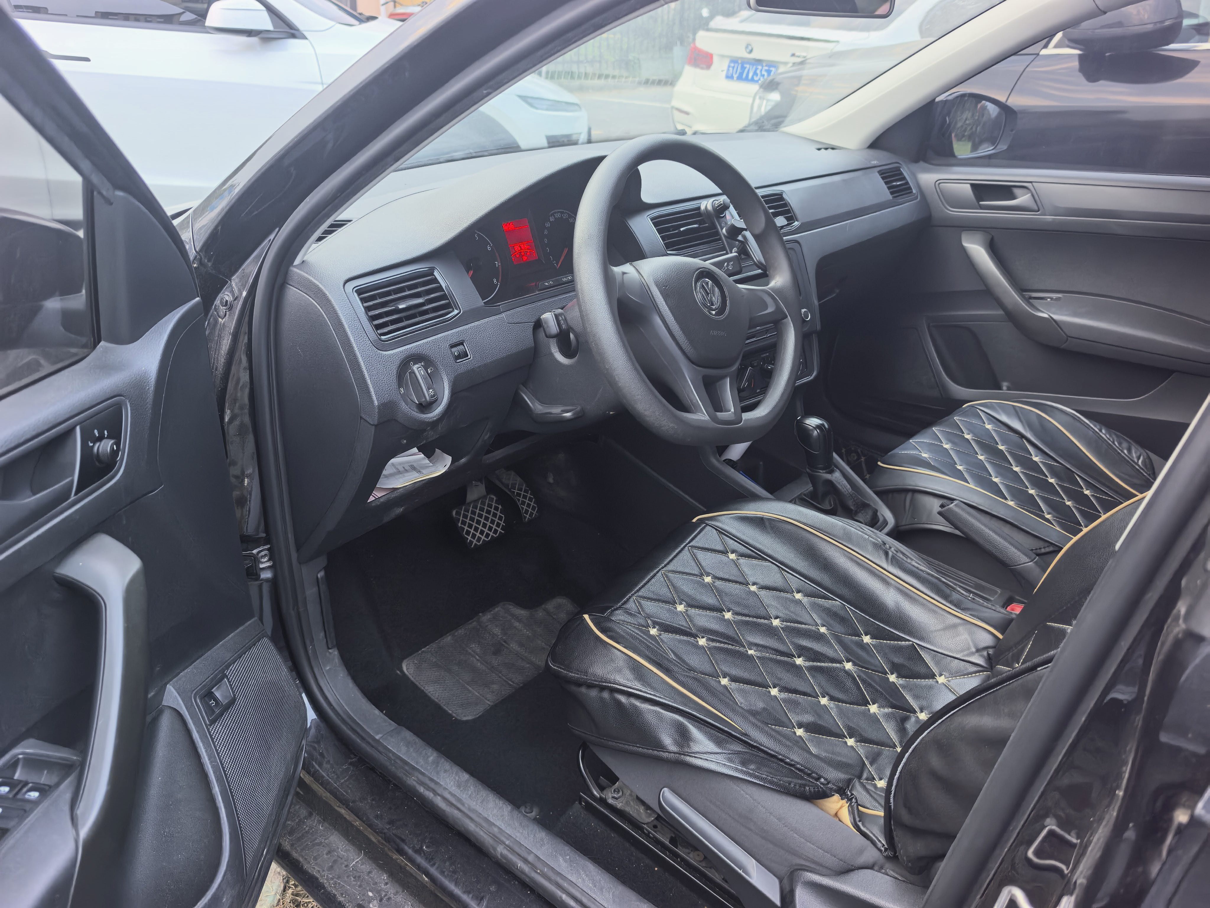 Volkswagen Santana 2018 image de voiture #4