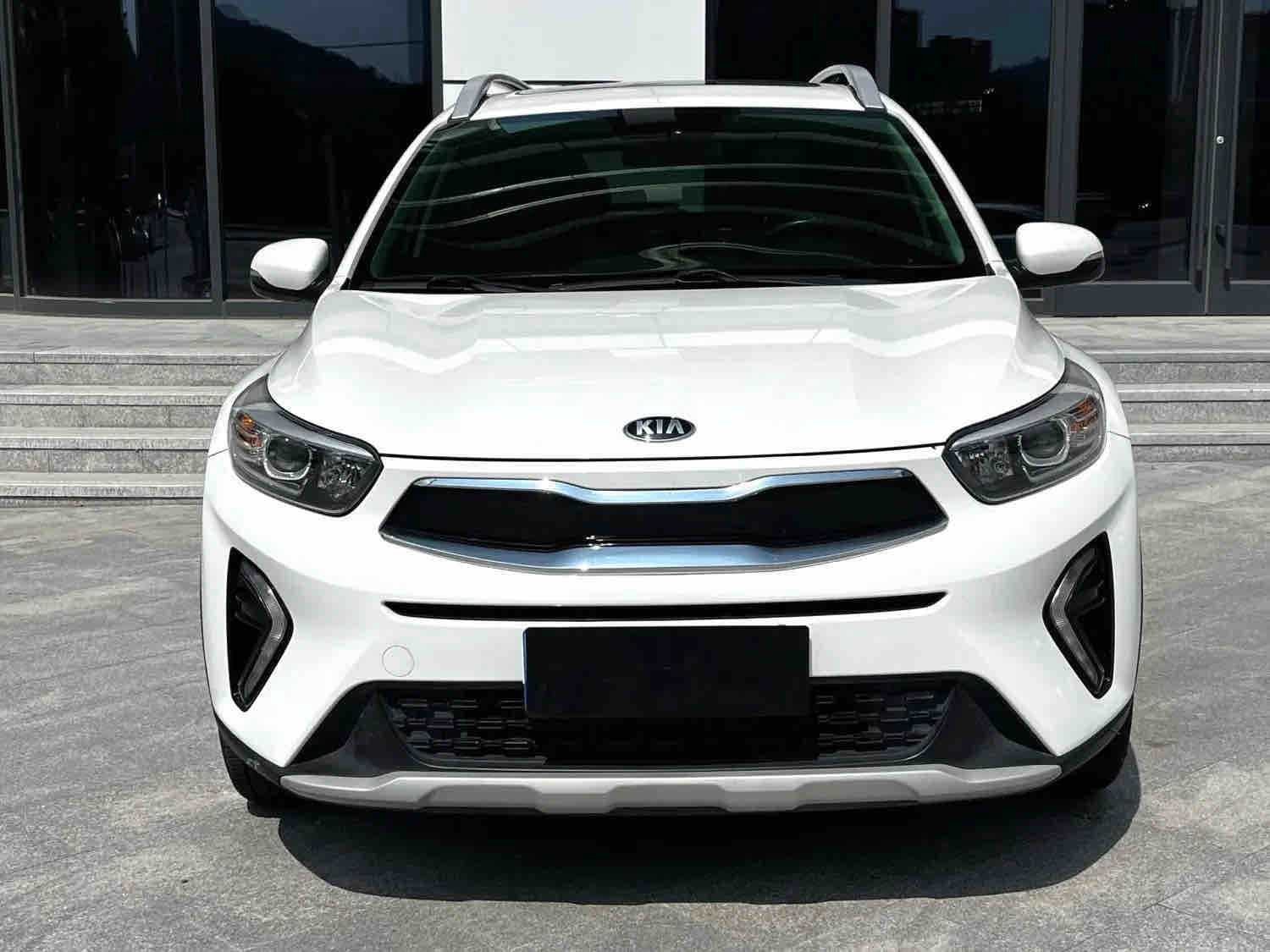 Kia KX1 2019 car image #2