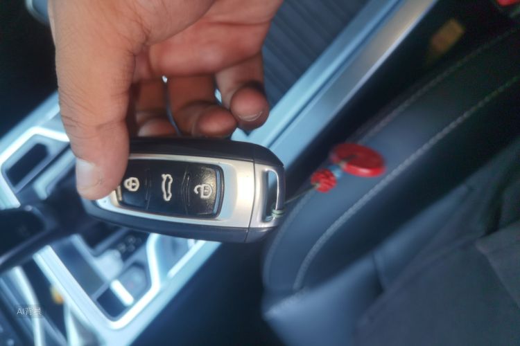 GEELY Emgrand 2019 imagem de carro #10