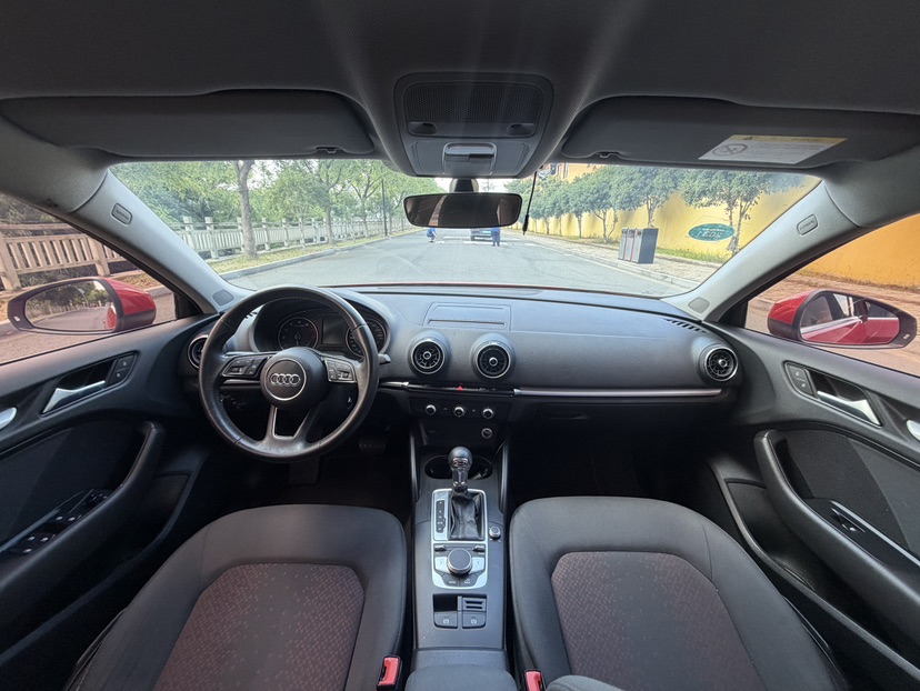 Audi A3 2019 car image #5