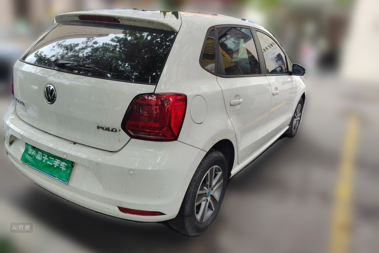 Volkswagen Polo 2016 car image #7