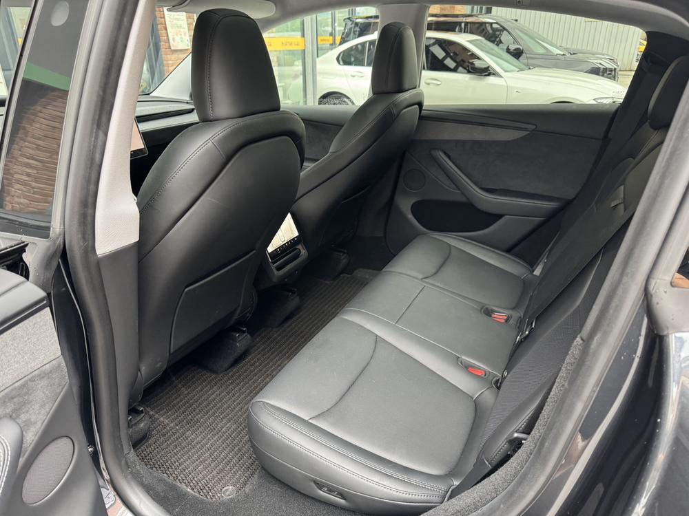 Tesla Model Y 2025 #20 Tesla Model Y 2025 car image #20