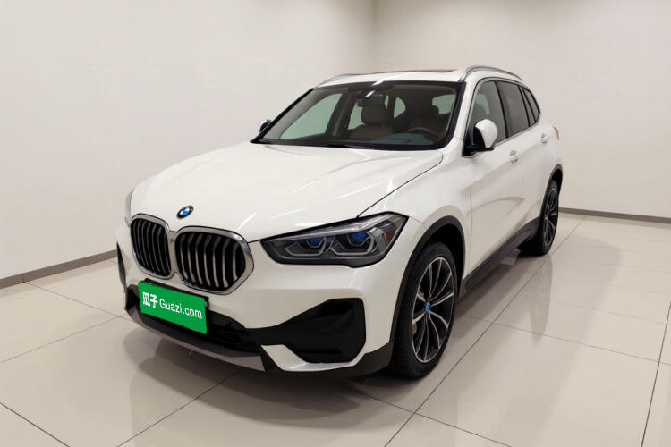 BMW X1 2021 car image #2