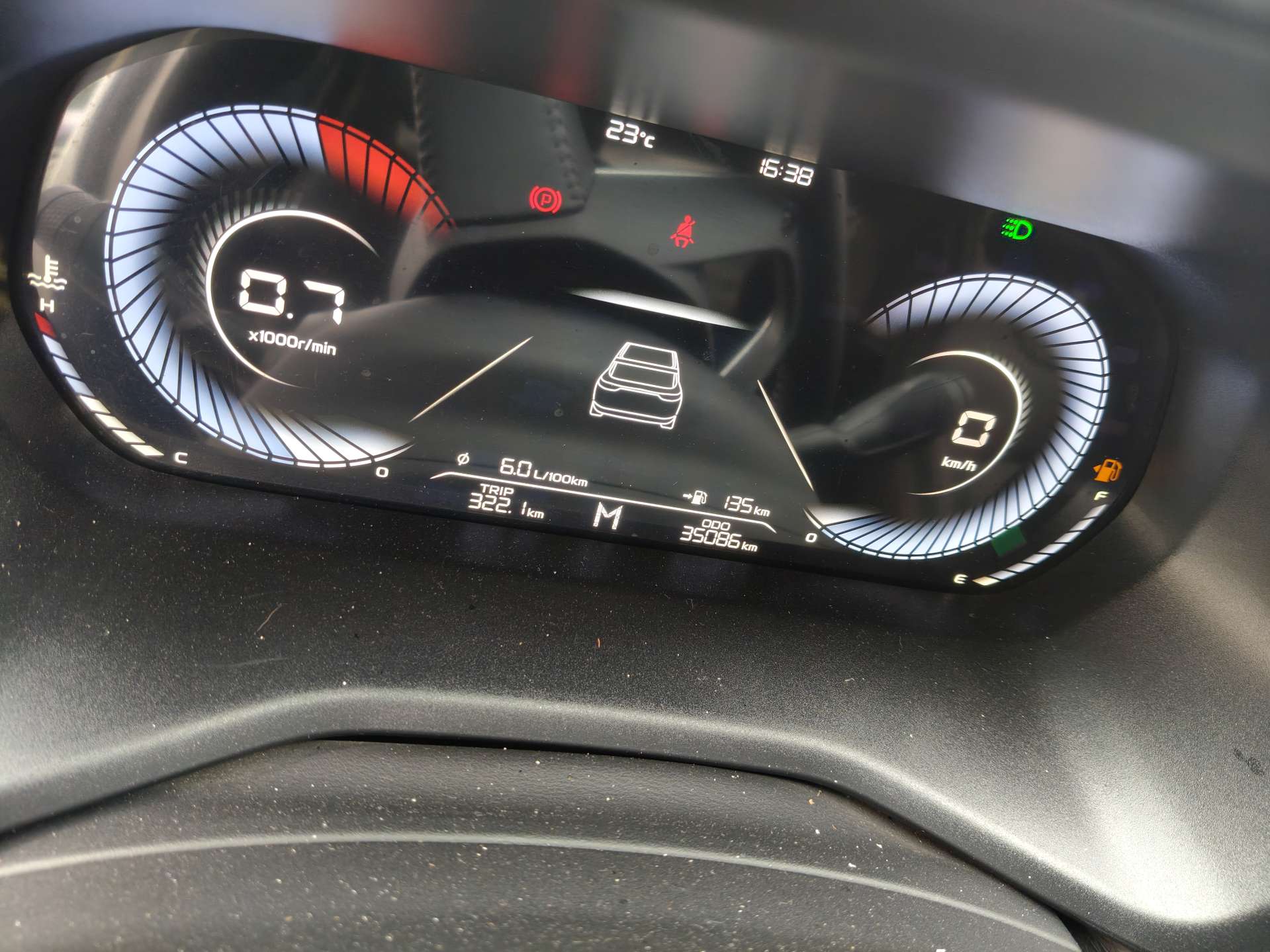 GEELY Emgrand 2024 imagen de coche #9