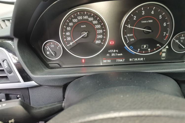 BMW 3 Series 2017 car image #10