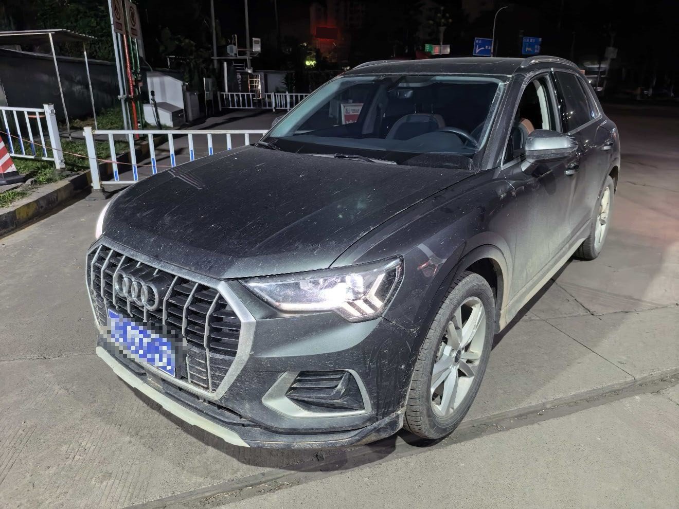 Audi Q3 2023 Audi Q3 2023 car image