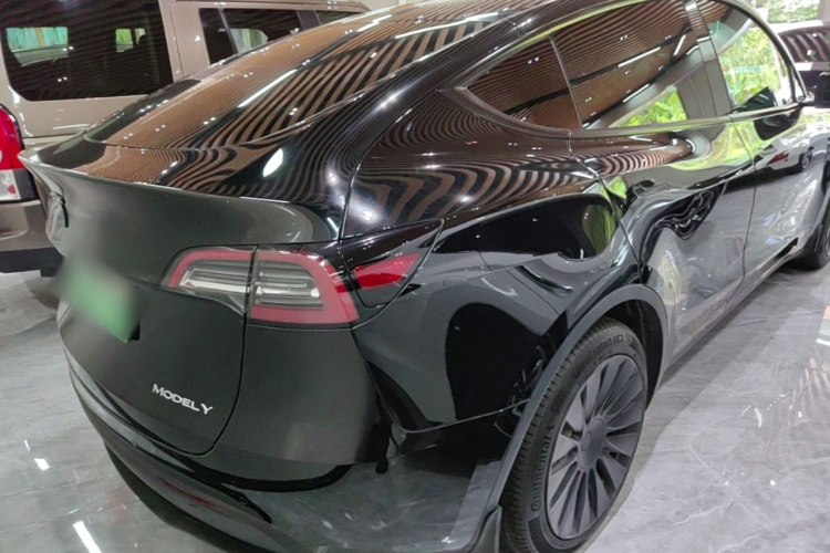 Tesla Model Y 2022 #7 Tesla Model Y 2022 car image #7