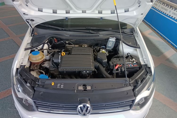 Volkswagen Polo 2018 car image #20
