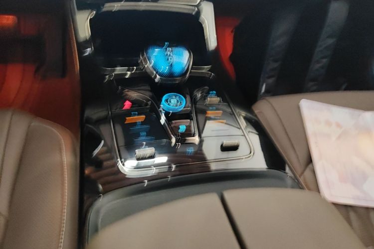 BYD Han 2023 car image #14
