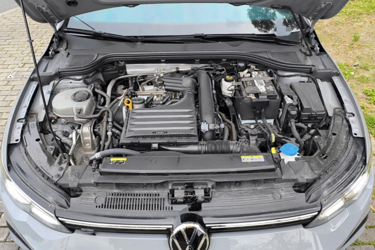 Volkswagen Golf 2024 #20 Volkswagen Golf 2024 car image #20