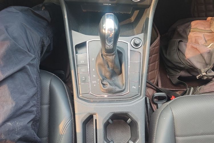 Volkswagen Lavida 2020 car image #14