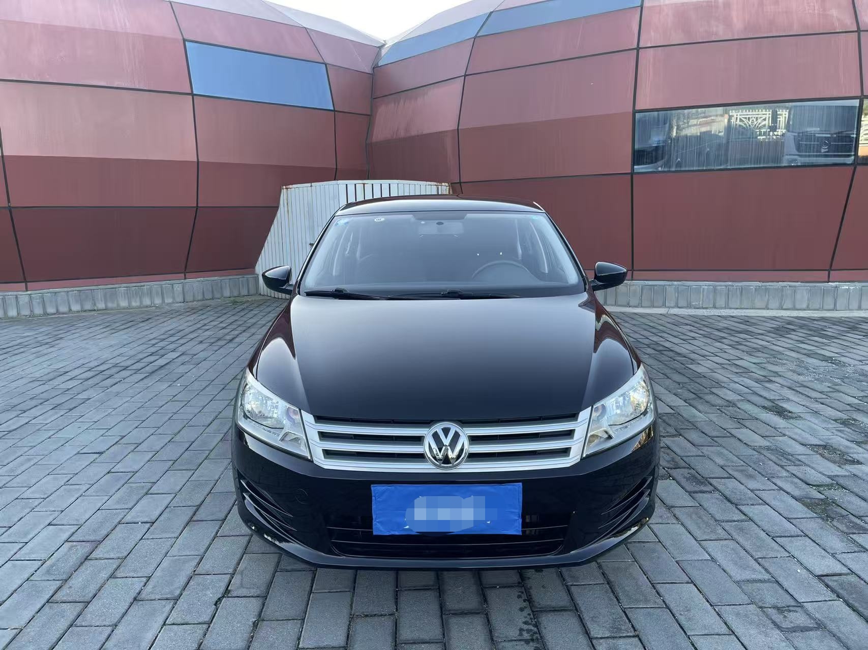 Volkswagen Santana 2014 car image #2