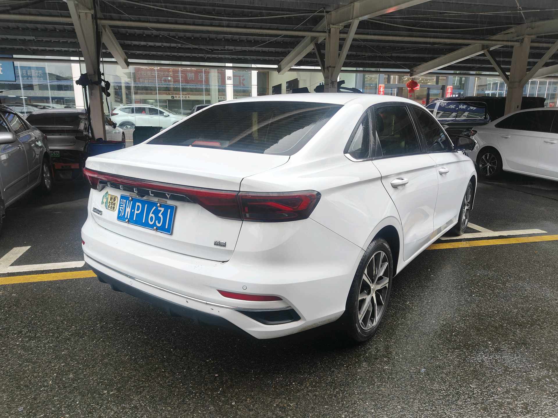 GEELY Emgrand 2023 immagine di auto #3