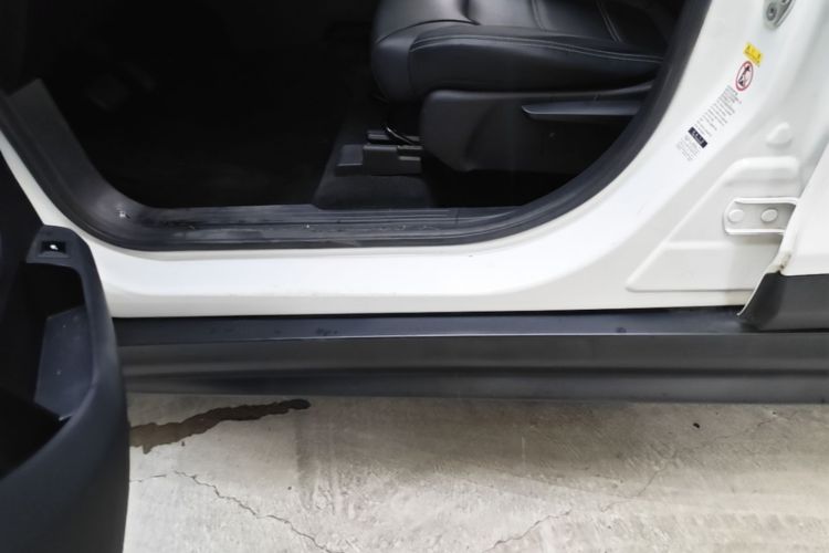 BYD Yuan New Energy 2019 immagine di auto #27