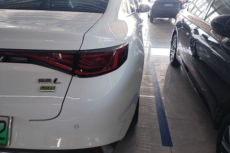GEELY Emgrand L HiP 2022 car image #8