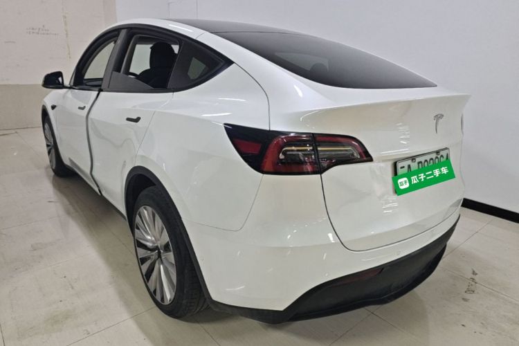Tesla Model Y 2021 #5 Tesla Model Y 2021 car image #5