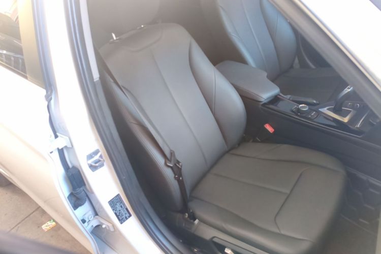 BMW 3 Series 2017 #24 BMW 3 Series 2017 car image #24