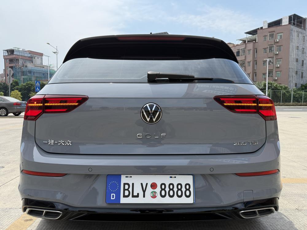 Volkswagen Golf 2021 car image #8