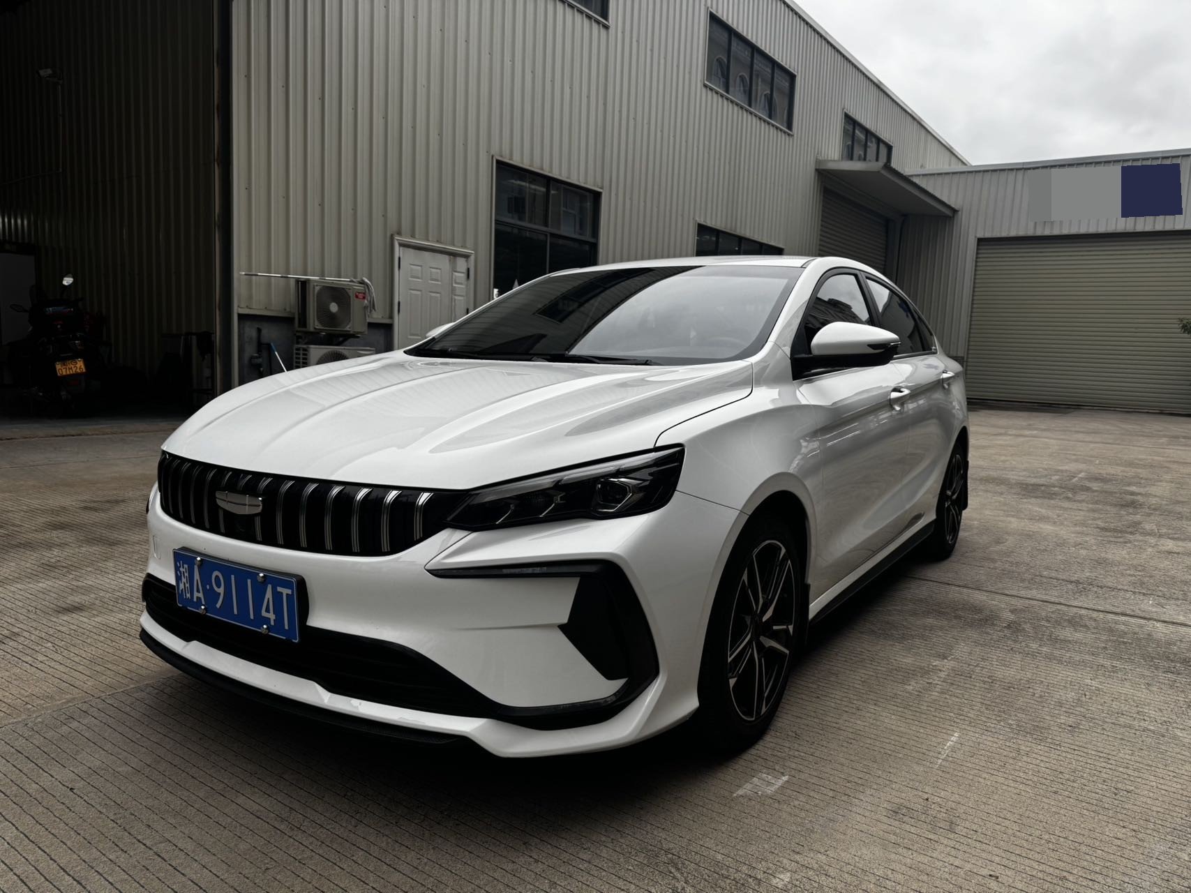 GEELY Binray 2023 car image 