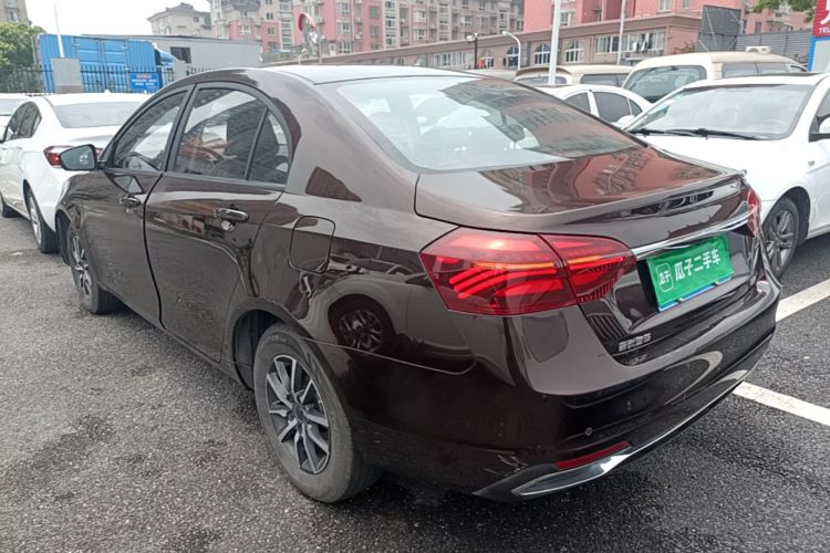 GEELY Emgrand 2019 #5 GEELY Emgrand 2019 car image #5