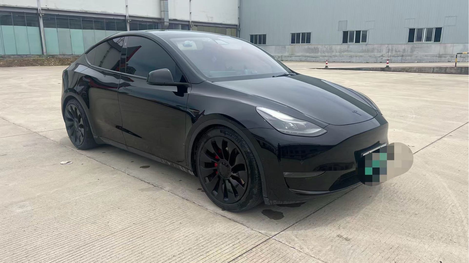 Tesla Model Y 2022 car image #5