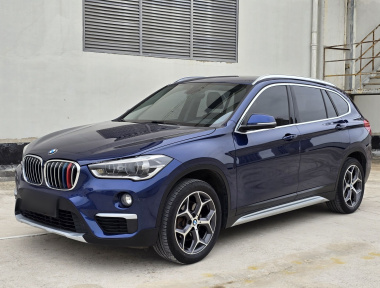 BMW X1 2018 BMW X1 2018 car image