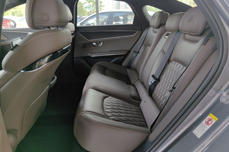 BYD Han 2021 car image #17