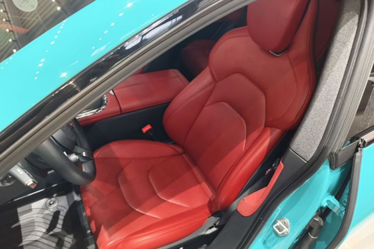 MI SU7 2024 immagine di auto #15