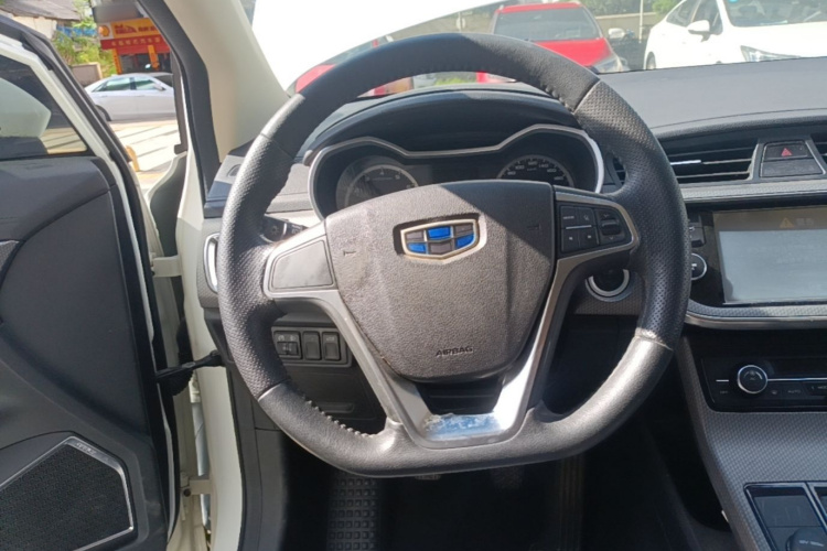 GEELY Emgrand GS 2016 car image #11