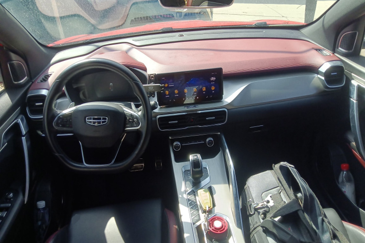GEELY Coolray 2018 #11 GEELY Coolray 2018 صورة سيارة #11