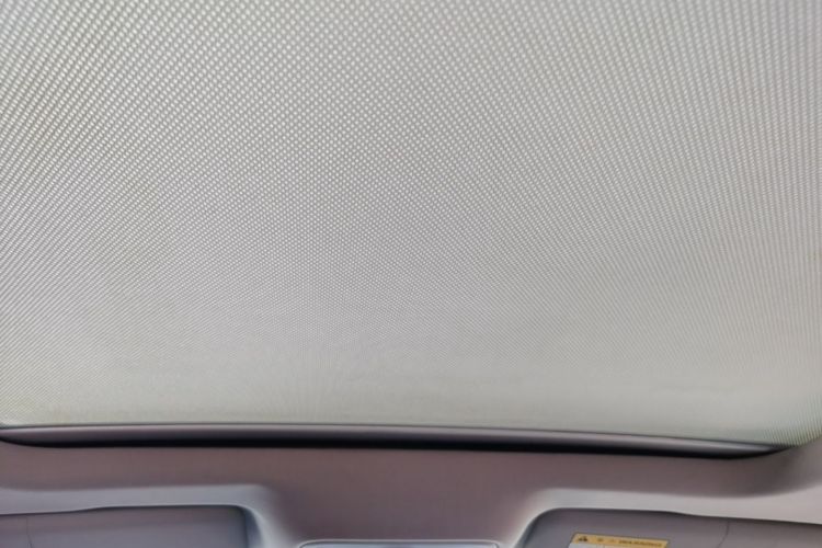 MG ZS 2018 car image #18