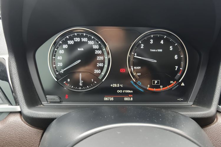 BMW X1 2021 car image #10