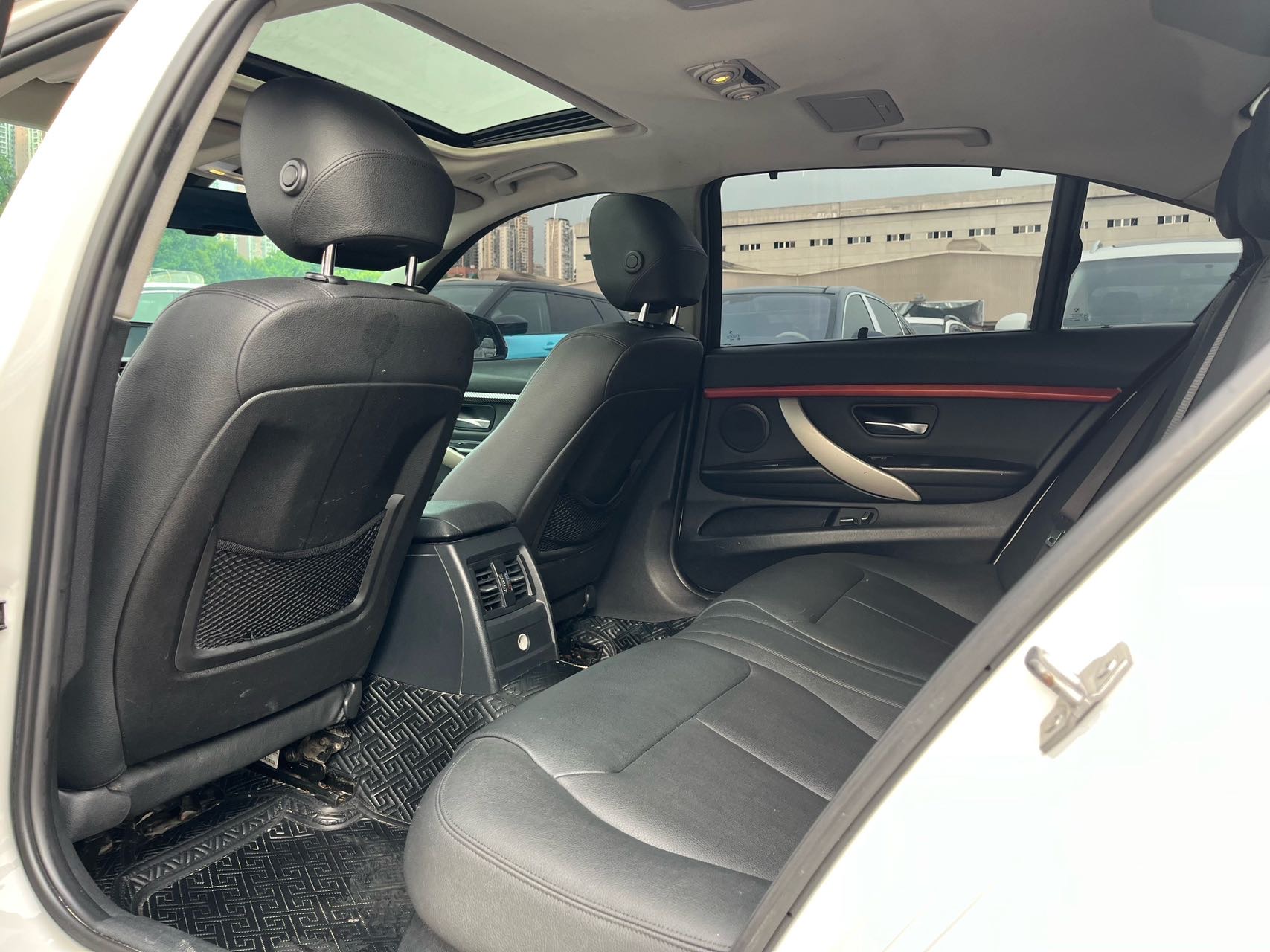 BMW 3 Series 2015 #8 BMW 3 Series 2015 car image #8