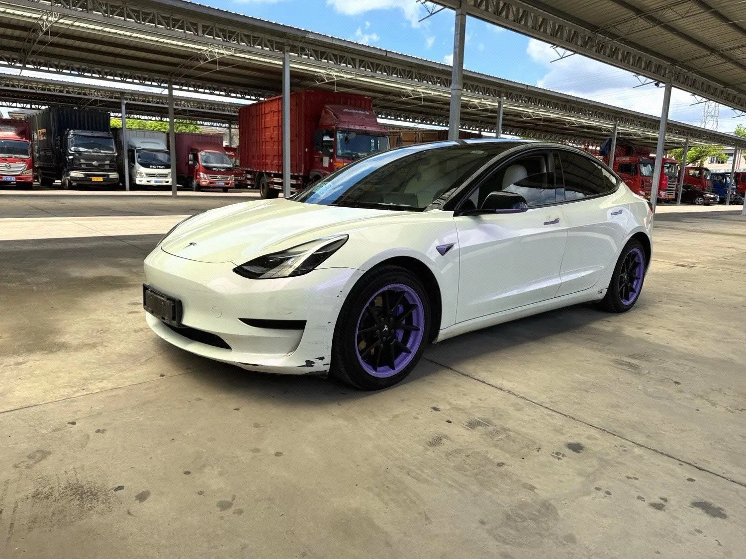 Tesla Model 3 2023 car image 