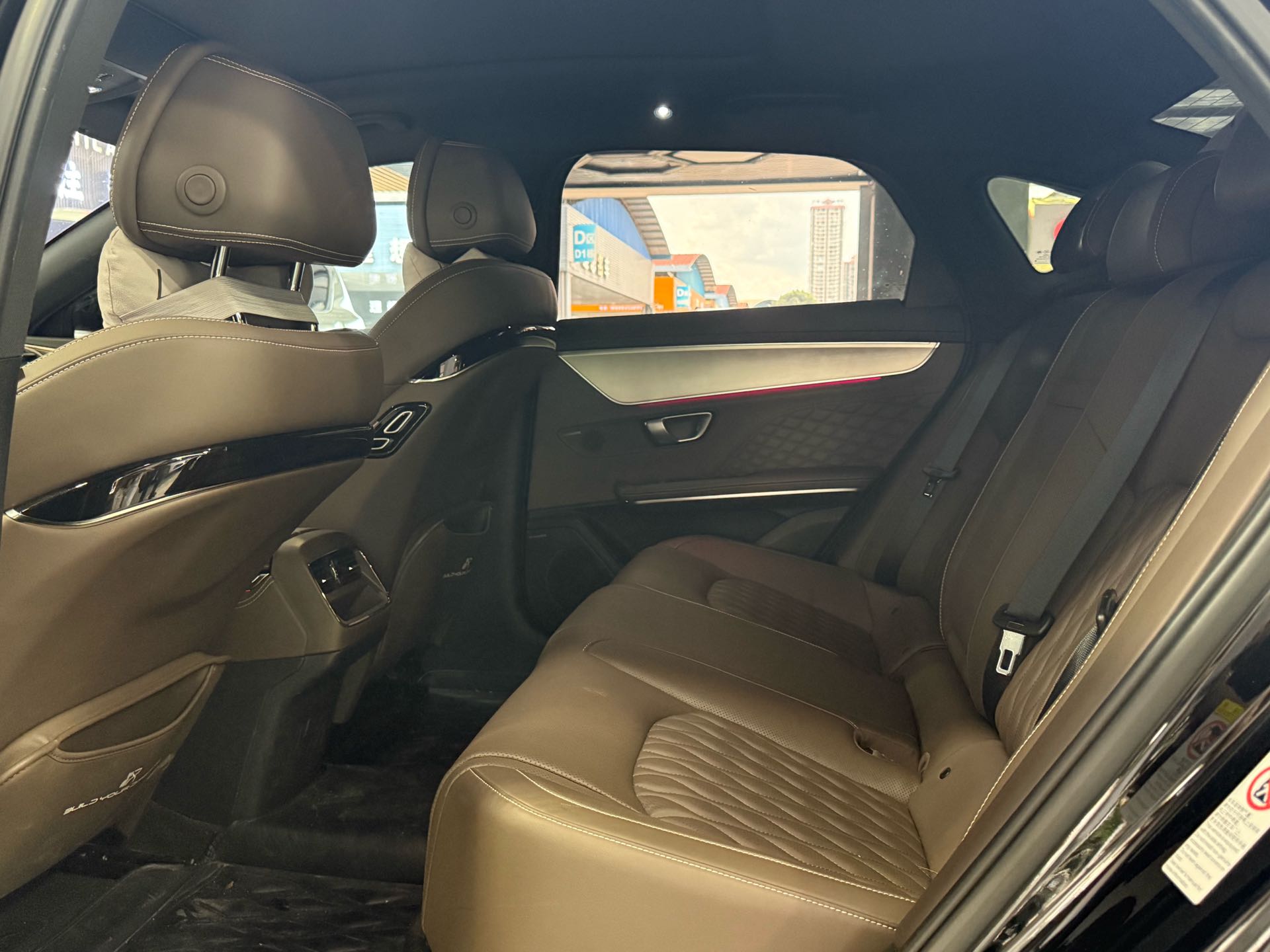 BYD Han 2023 car image #6