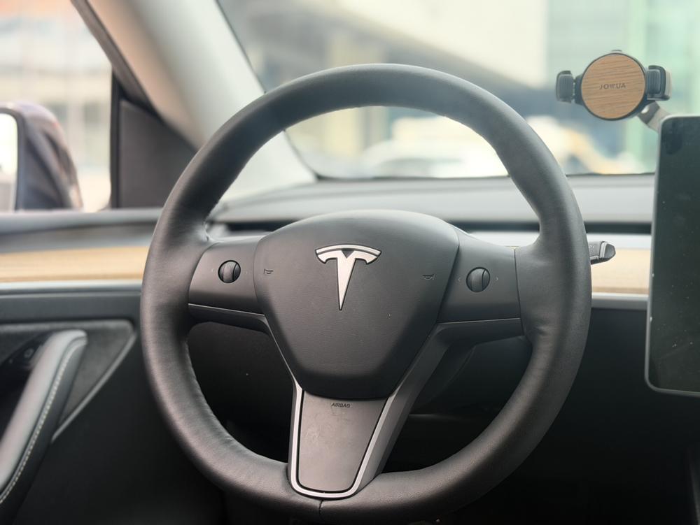 Tesla Model Y 2021 #13 Tesla Model Y 2021 صورة سيارة #13