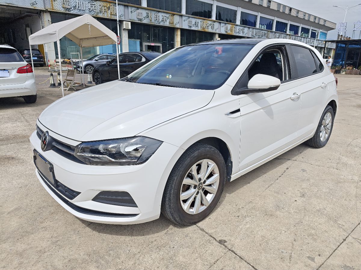 Volkswagen Polo 2021 Volkswagen Polo 2021 car image