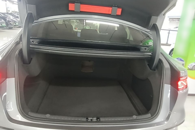 BYD Han 2023 car image #19