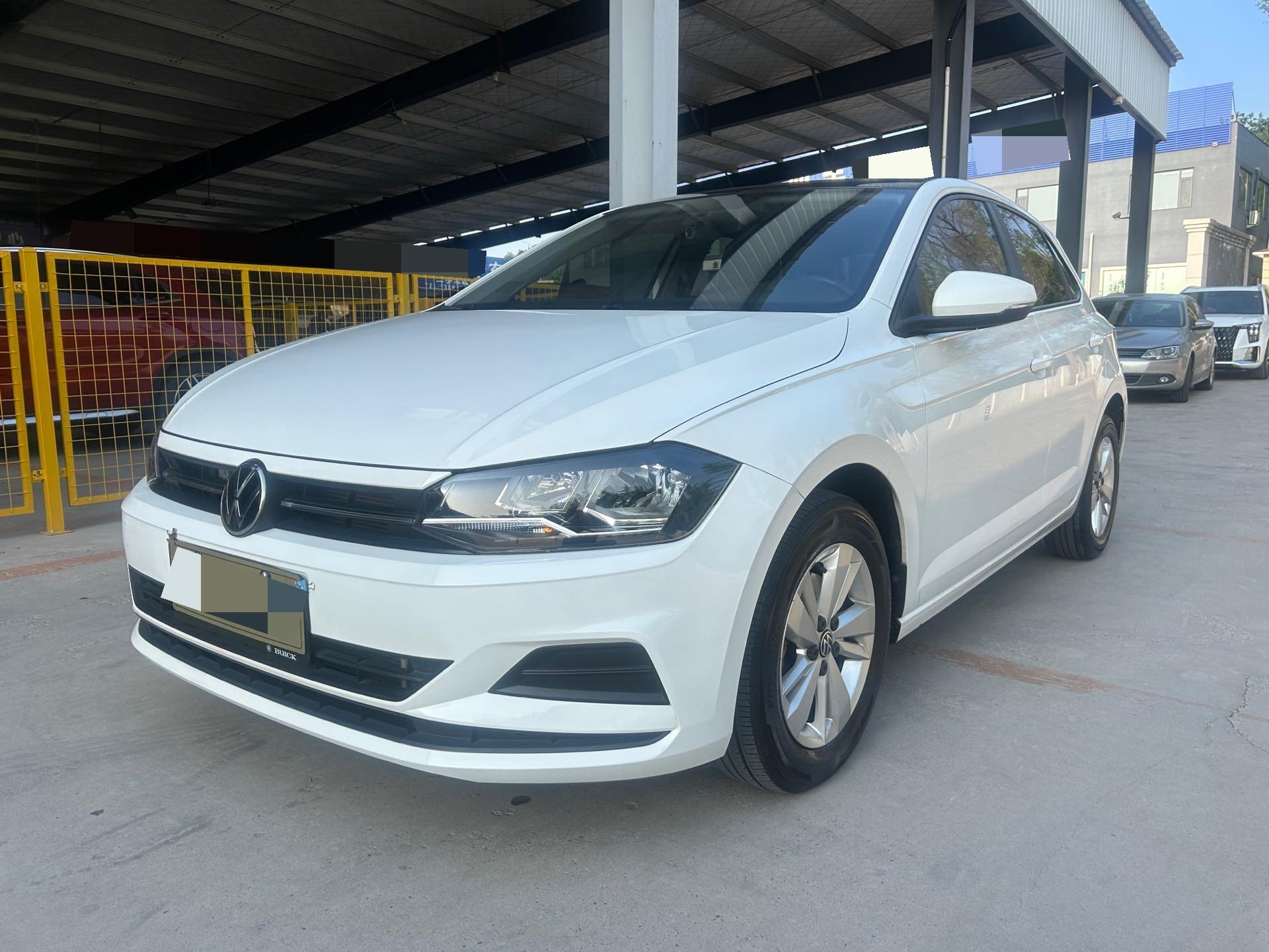 Volkswagen Polo 2021 car image 