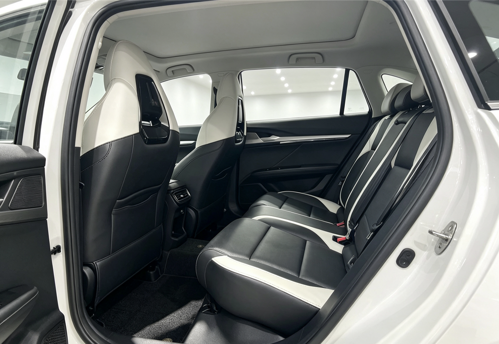 MG 5 Scorpio 2022 car image #9
