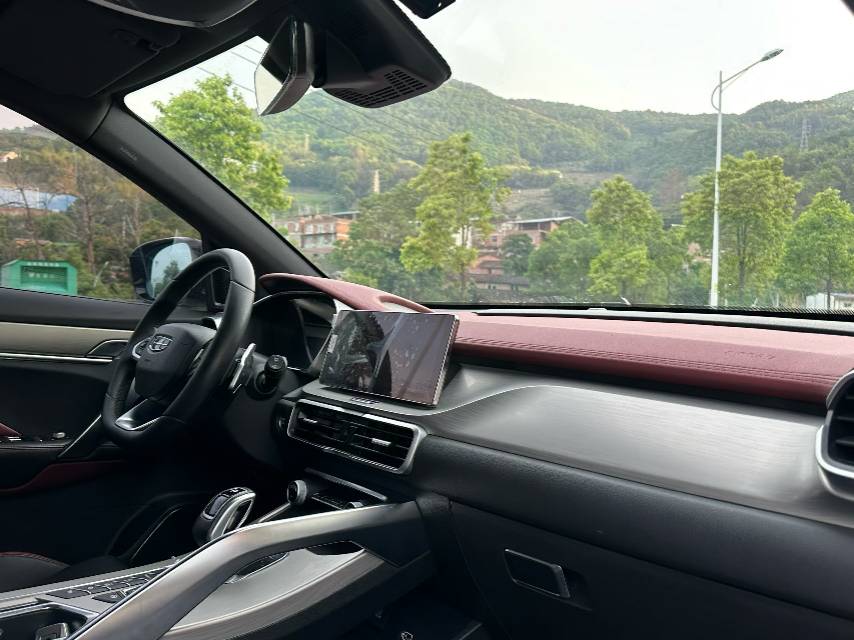 GEELY Coolray 2019 car image #8