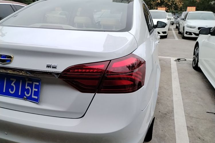 GEELY Emgrand 2019 #8 GEELY Emgrand 2019 car image #8