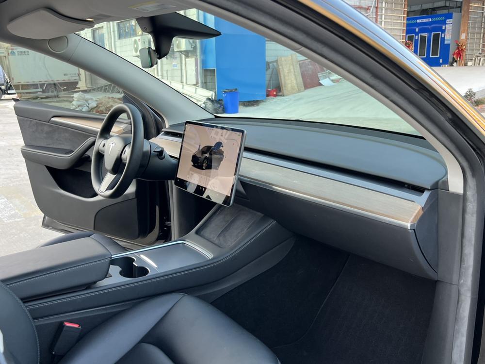 Tesla Model Y 2022 #16 Tesla Model Y 2022 car image #16