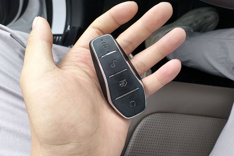 BYD Han 2022 car image #9