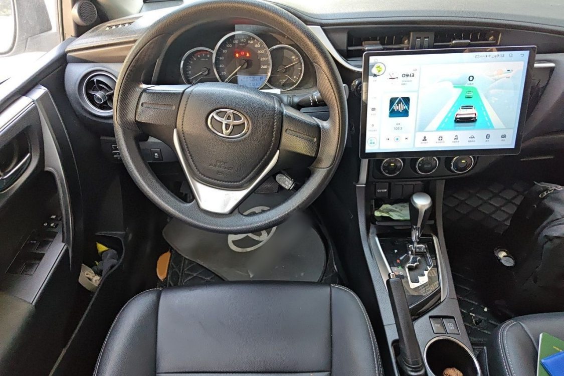 Toyota Corolla 2018 #24 Toyota Corolla 2018 car image #24
